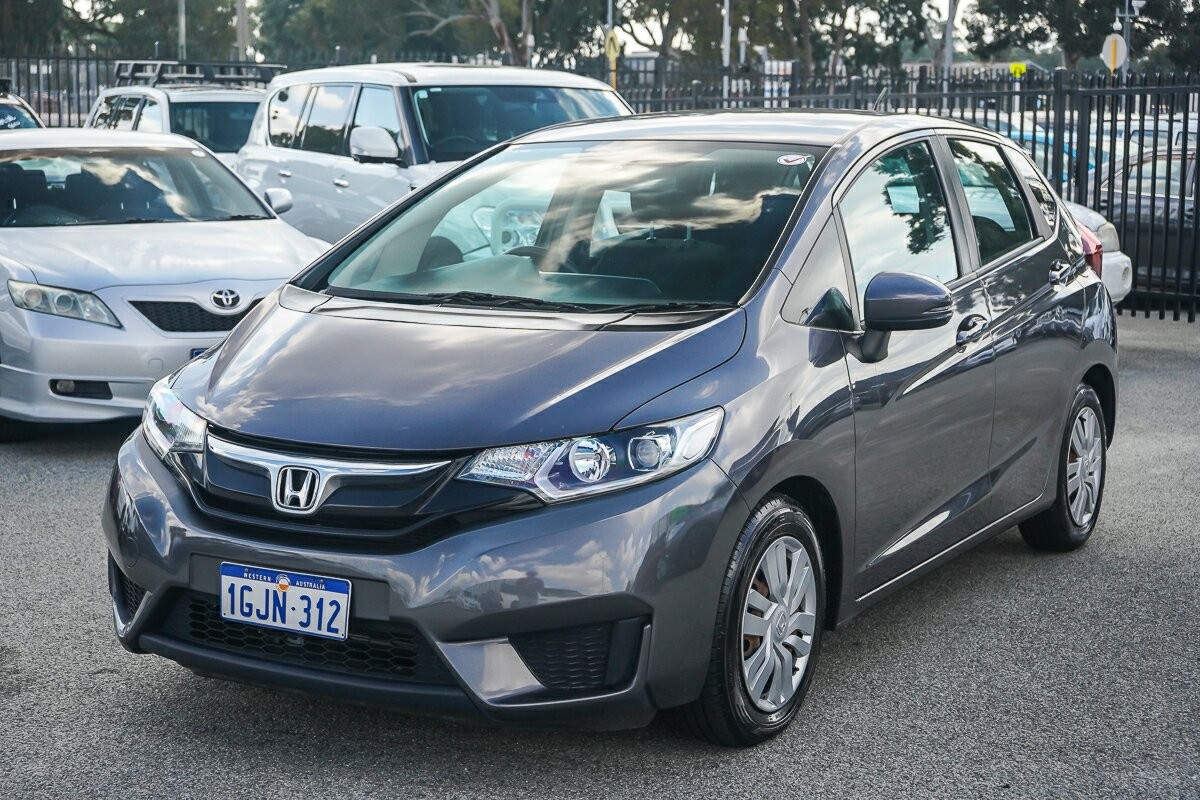 Honda Jazz image 4