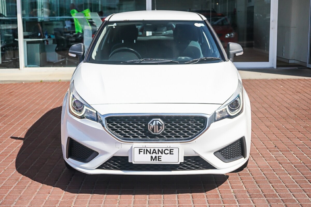 MG Mg3 image 3