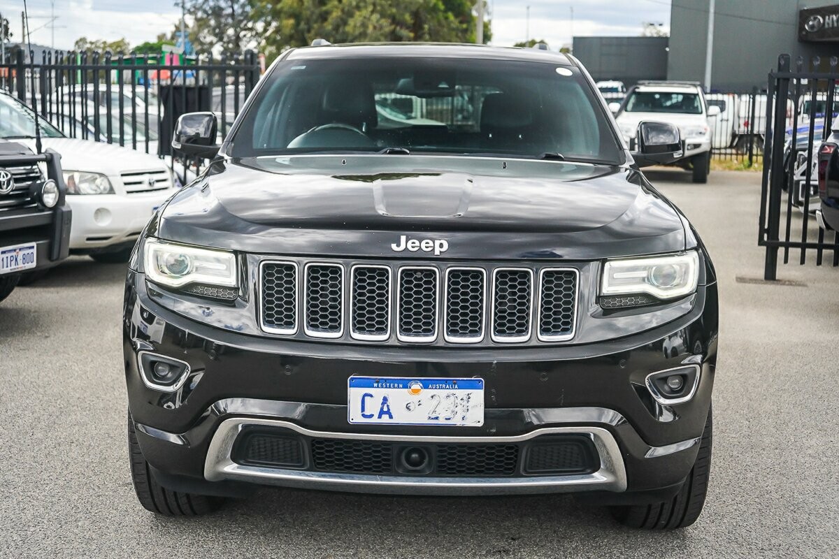 Jeep Grand Cherokee image 3