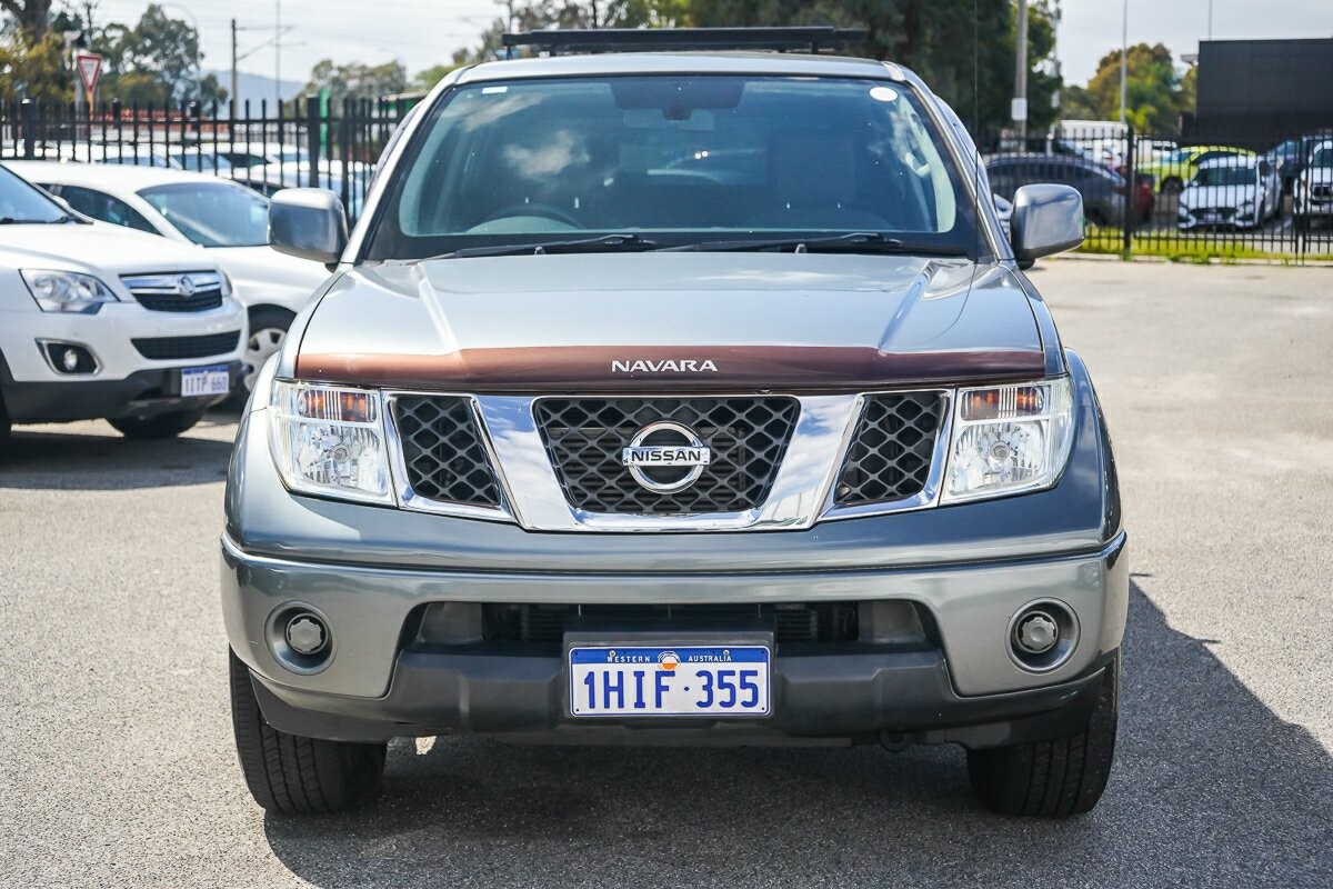 Nissan Navara image 3