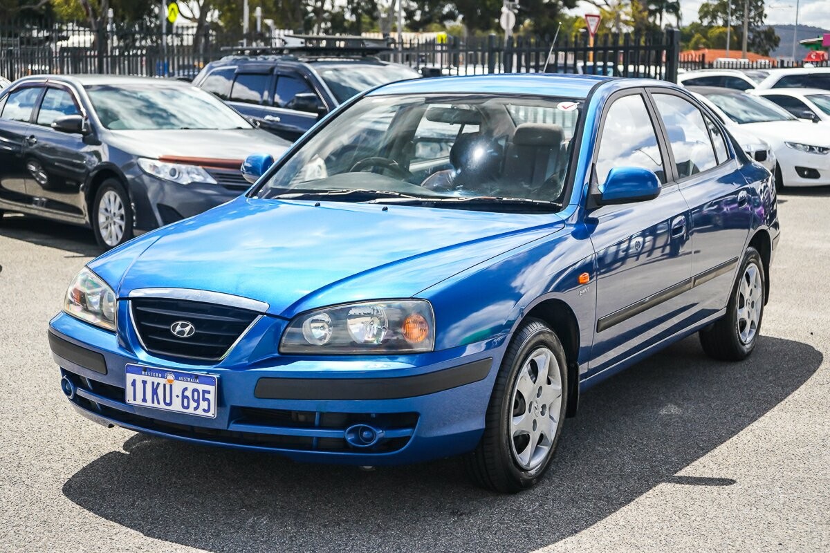 Hyundai Elantra image 4