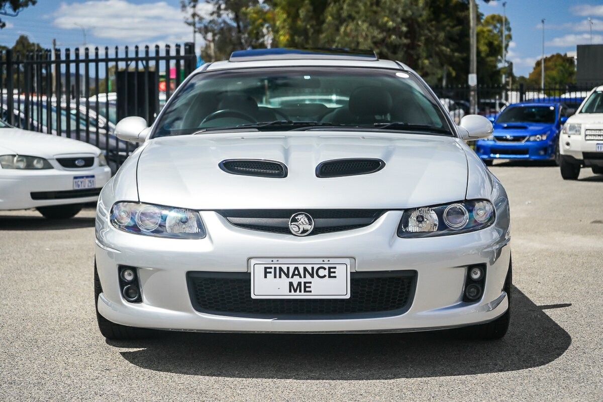 Holden Monaro image 3