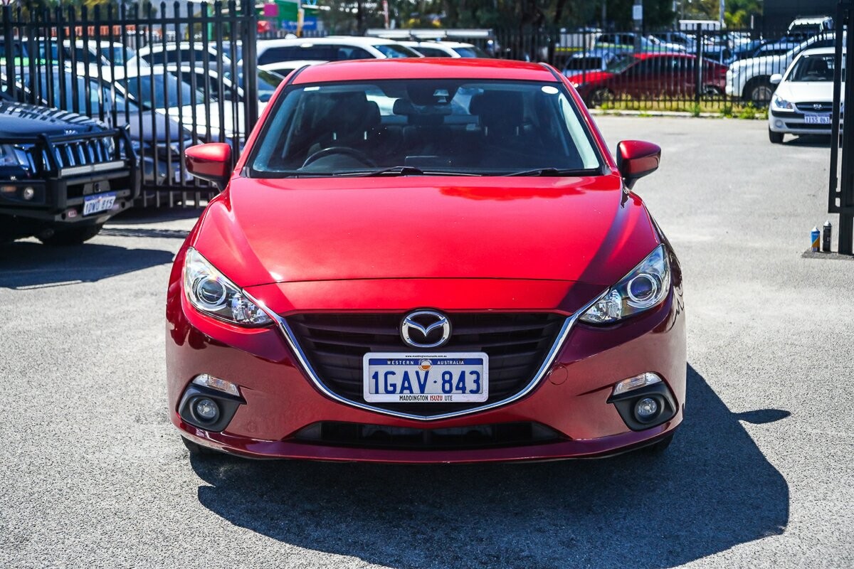 Mazda 3 image 3