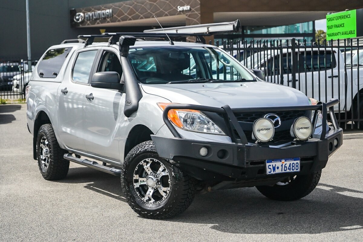 Mazda Bt-50 image 1