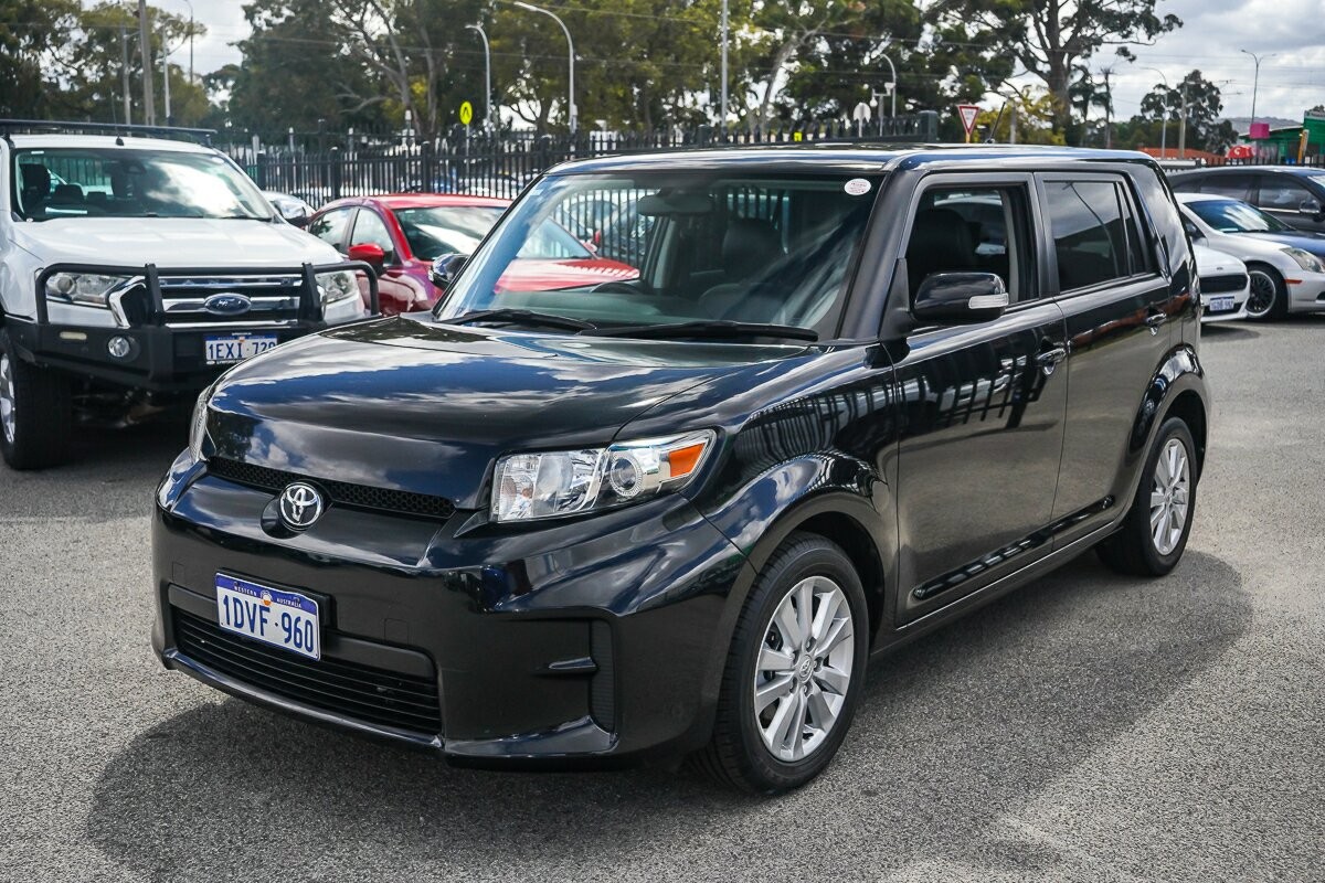 Toyota Rukus image 4