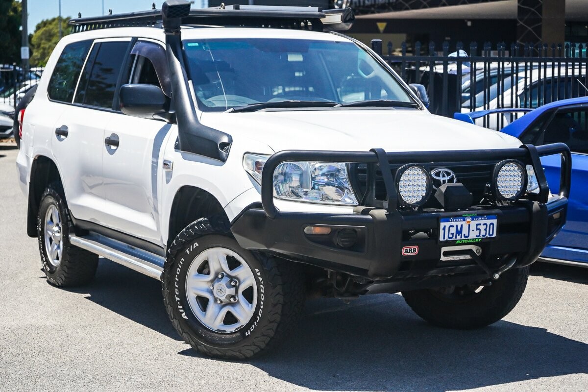 Toyota Landcruiser image 1