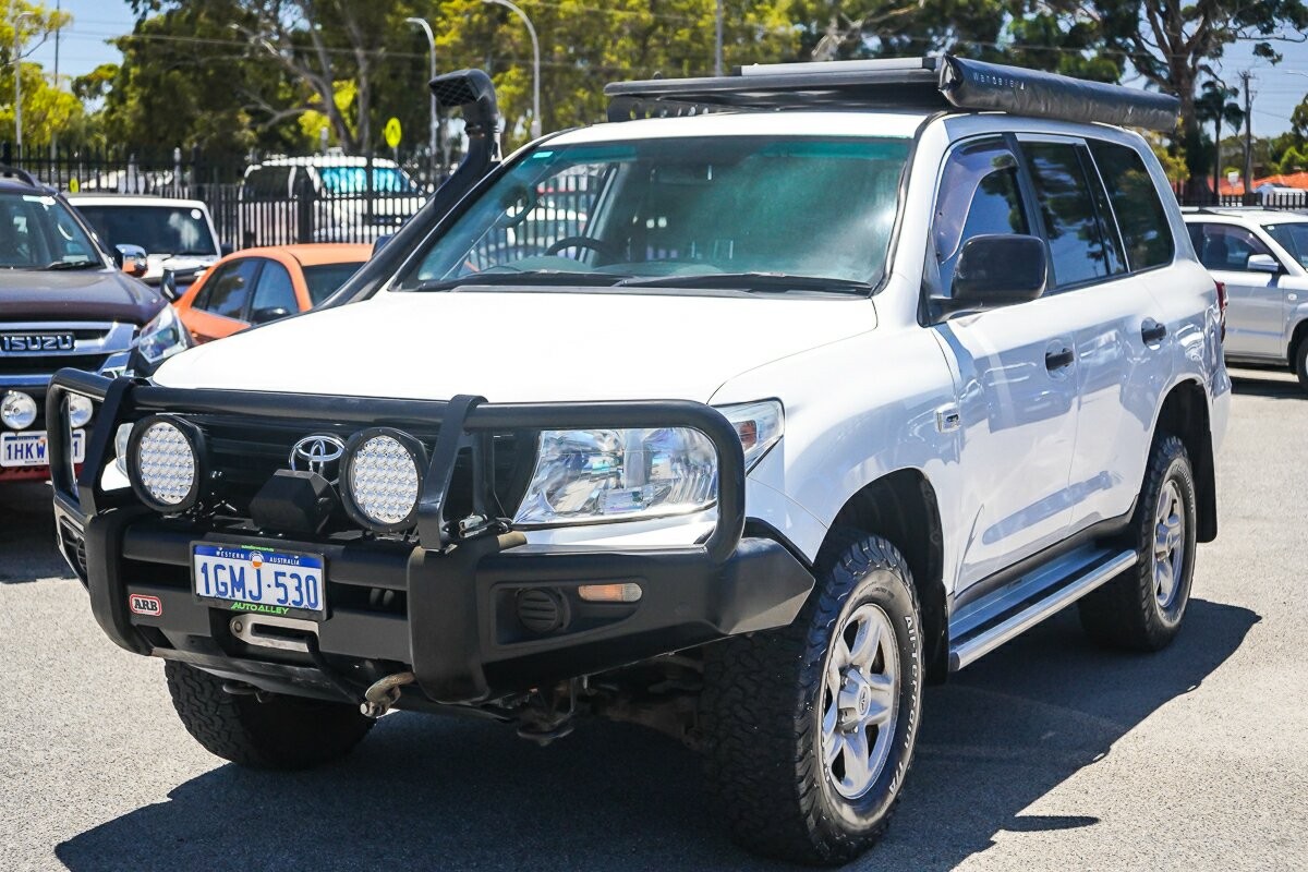 Toyota Landcruiser image 4