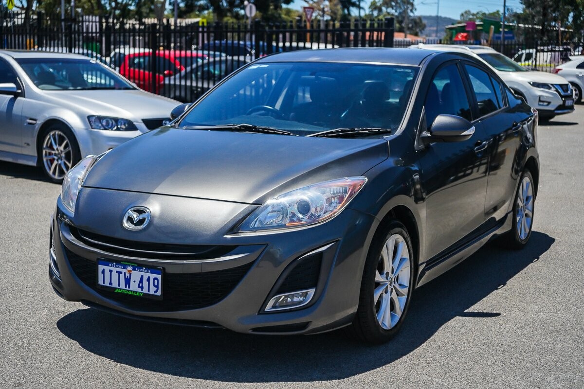 Mazda 3 image 4