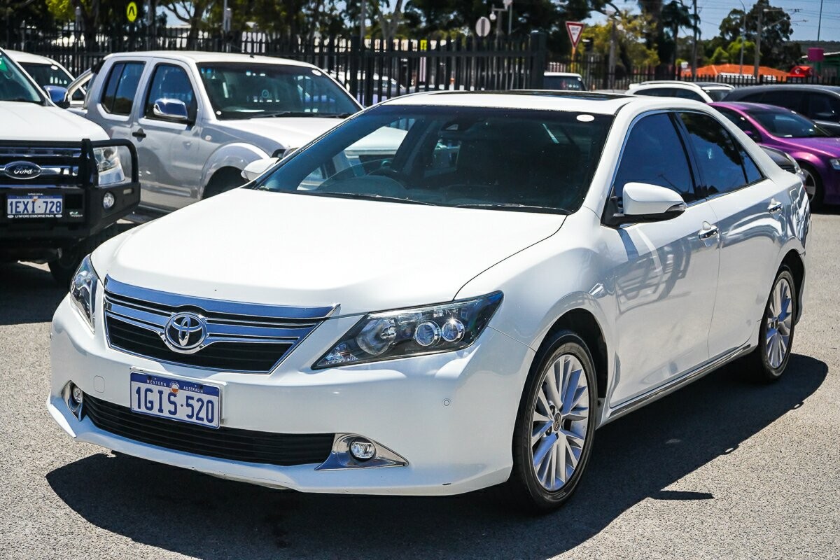 Toyota Aurion image 4
