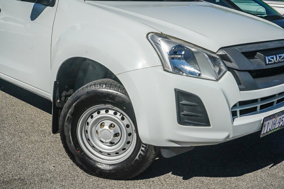 Isuzu D-max image 2