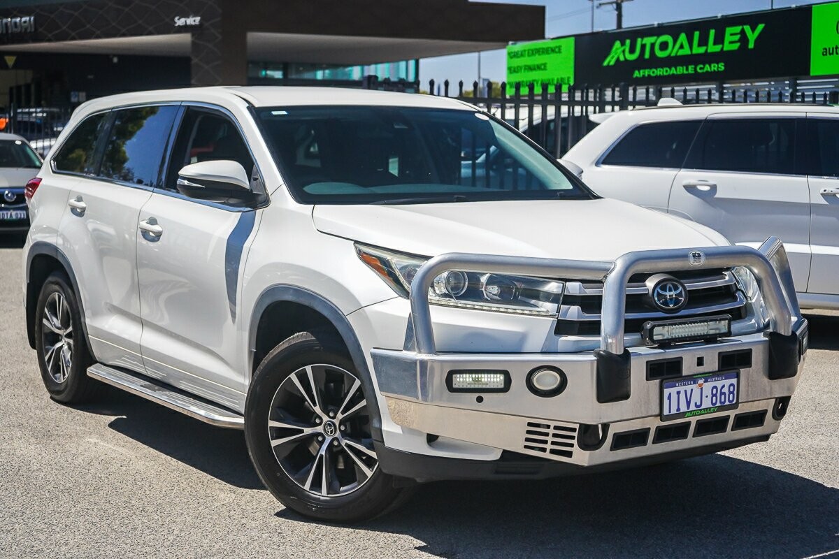 Toyota Kluger image 1