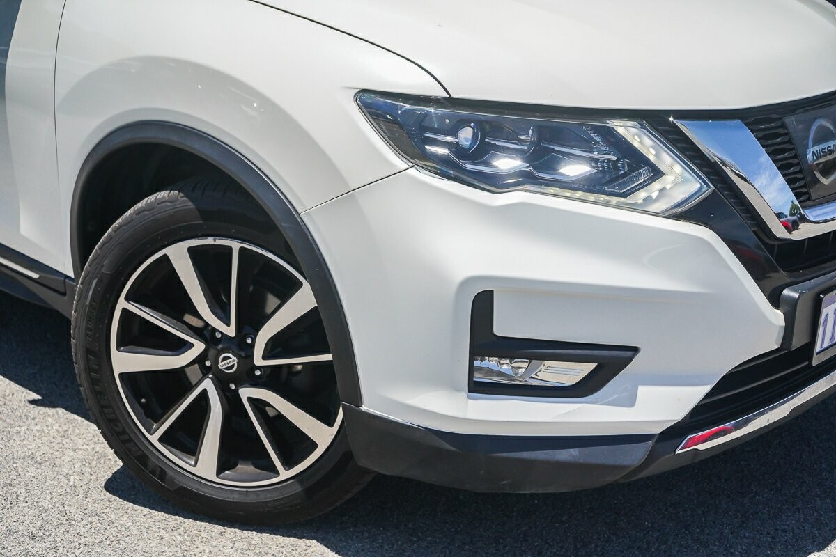 Nissan X-trail image 2