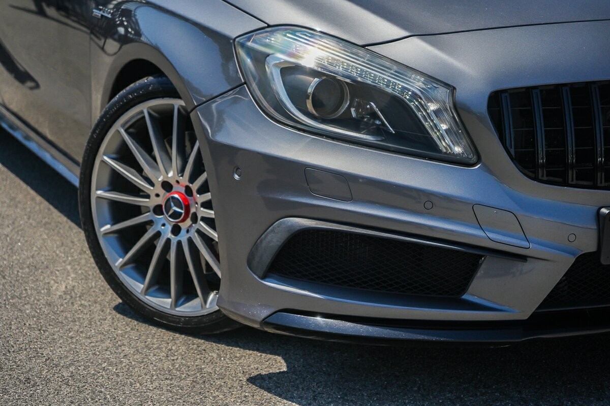 Mercedes Benz A-class image 2