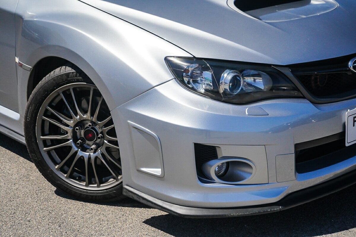 Subaru Impreza image 2