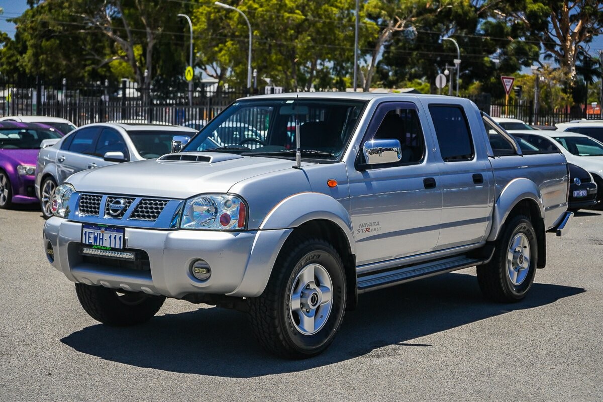 Nissan Navara image 4
