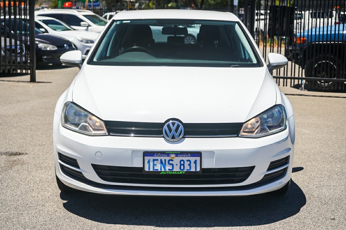 Volkswagen Golf image 3