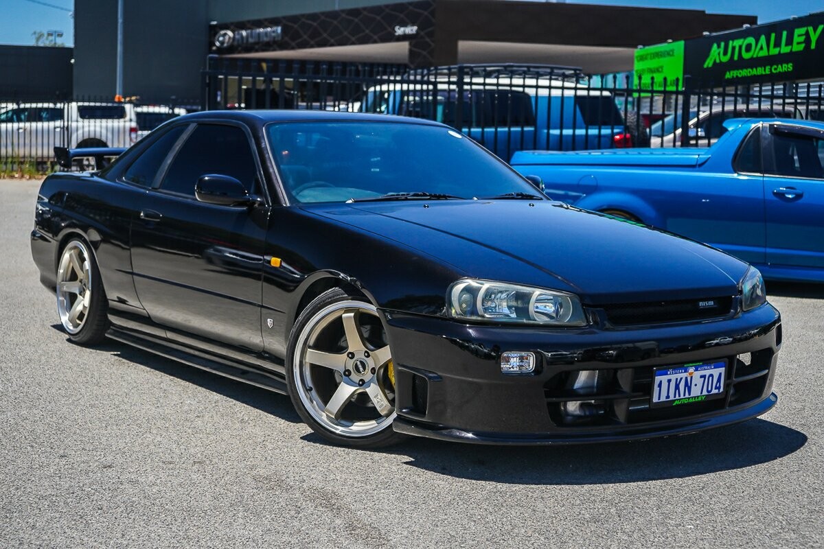 Nissan Skyline image 1