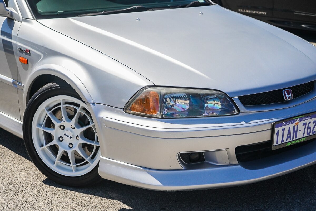 Honda Accord image 2
