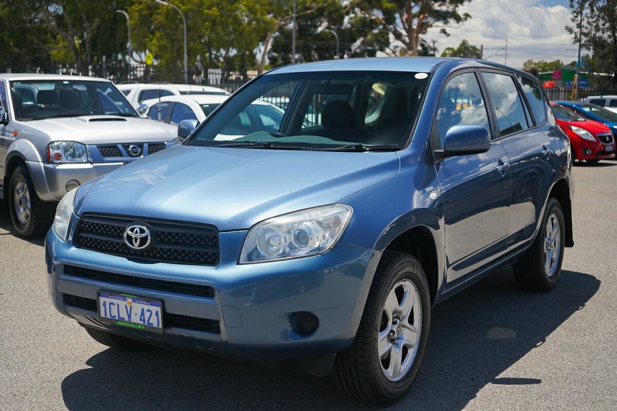 Toyota Rav4 image 4