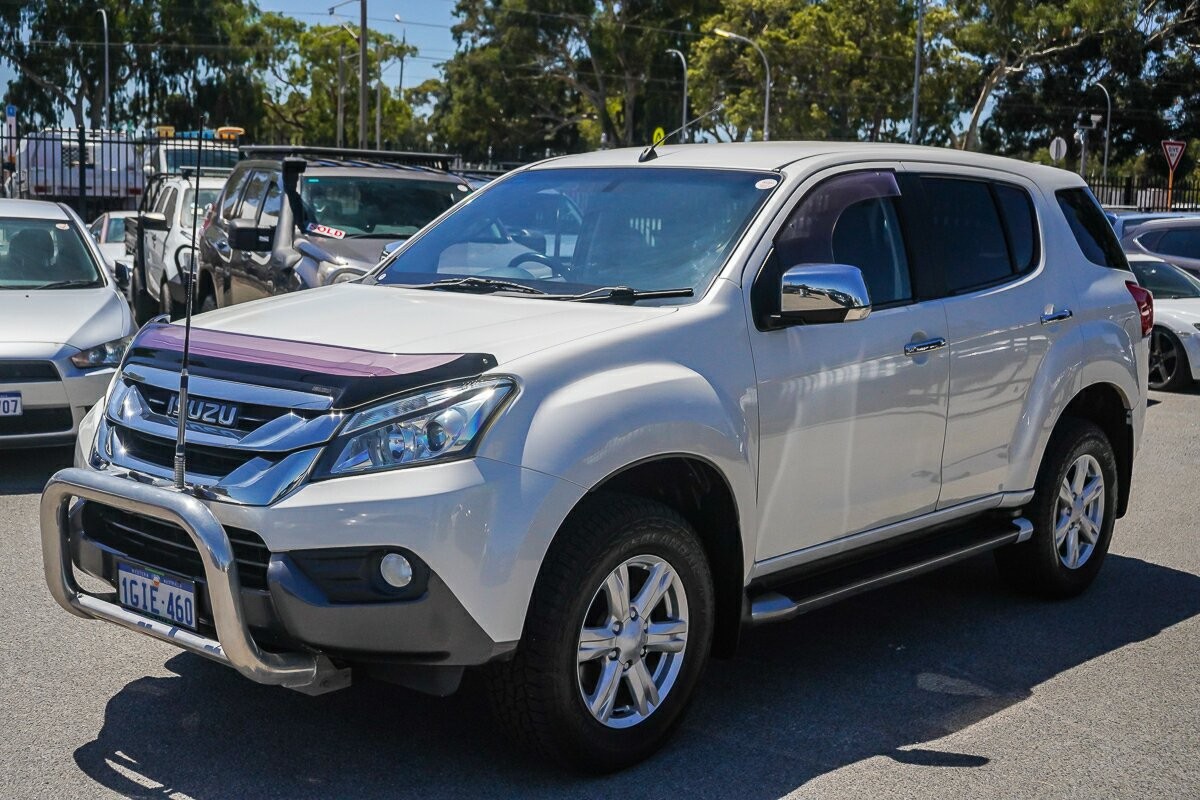 Isuzu Mu-x image 4