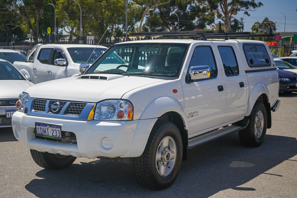 Nissan Navara image 4