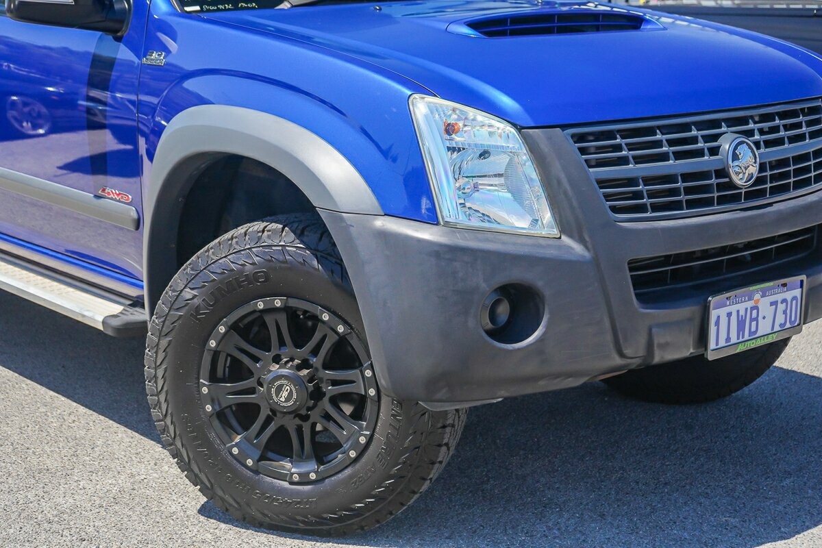 Holden Rodeo image 2