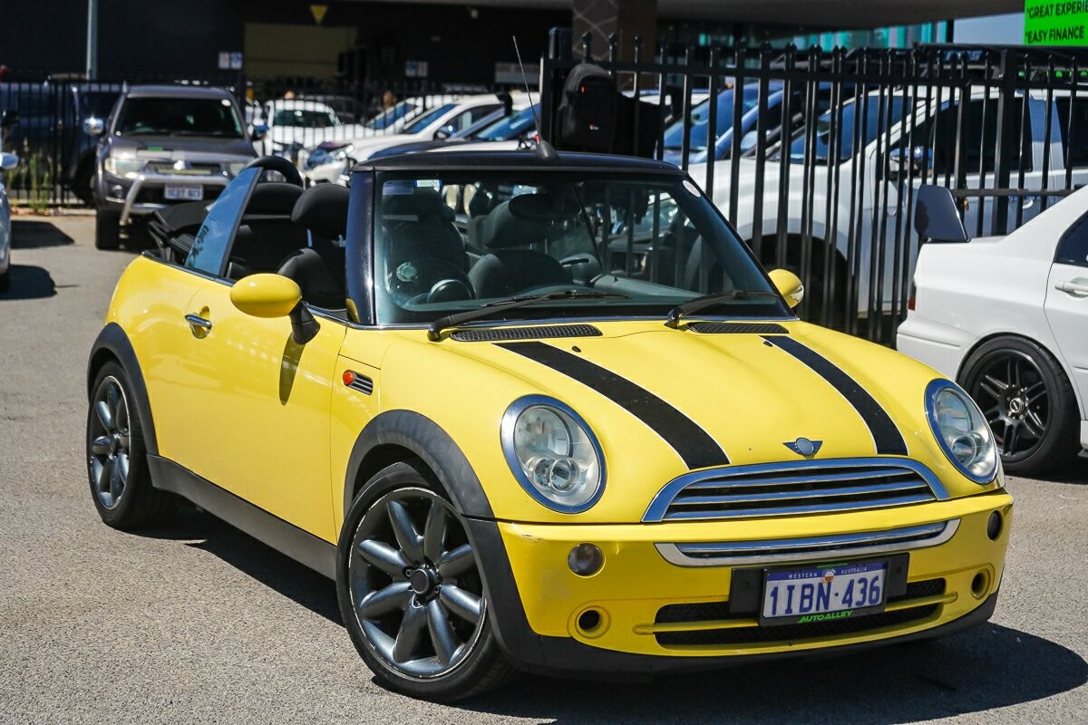 Mini Cabrio image 1