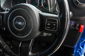 https://vehicle-cdn.autoleague.cloud/4294_81009684_12.jpg