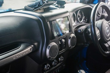 https://vehicle-cdn.autoleague.cloud/4294_81009684_18.jpg