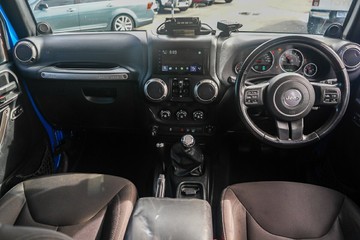 https://vehicle-cdn.autoleague.cloud/4294_81009684_9.jpg