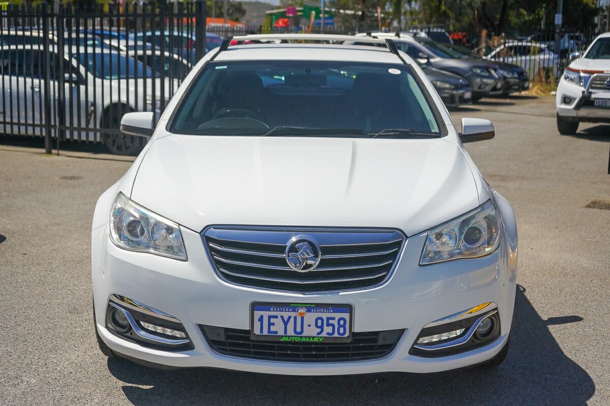 Holden Calais image 3