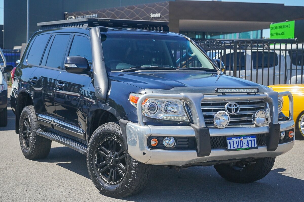Toyota Landcruiser image 1
