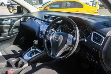 https://vehicle-cdn.autoleague.cloud/4294_81009732_11.jpg
