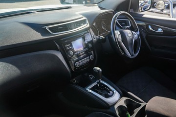 https://vehicle-cdn.autoleague.cloud/4294_81009732_18.jpg