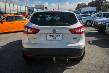 https://vehicle-cdn.autoleague.cloud/4294_81009732_6.jpg