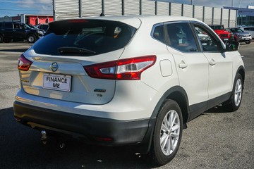 https://vehicle-cdn.autoleague.cloud/4294_81009732_7.jpg