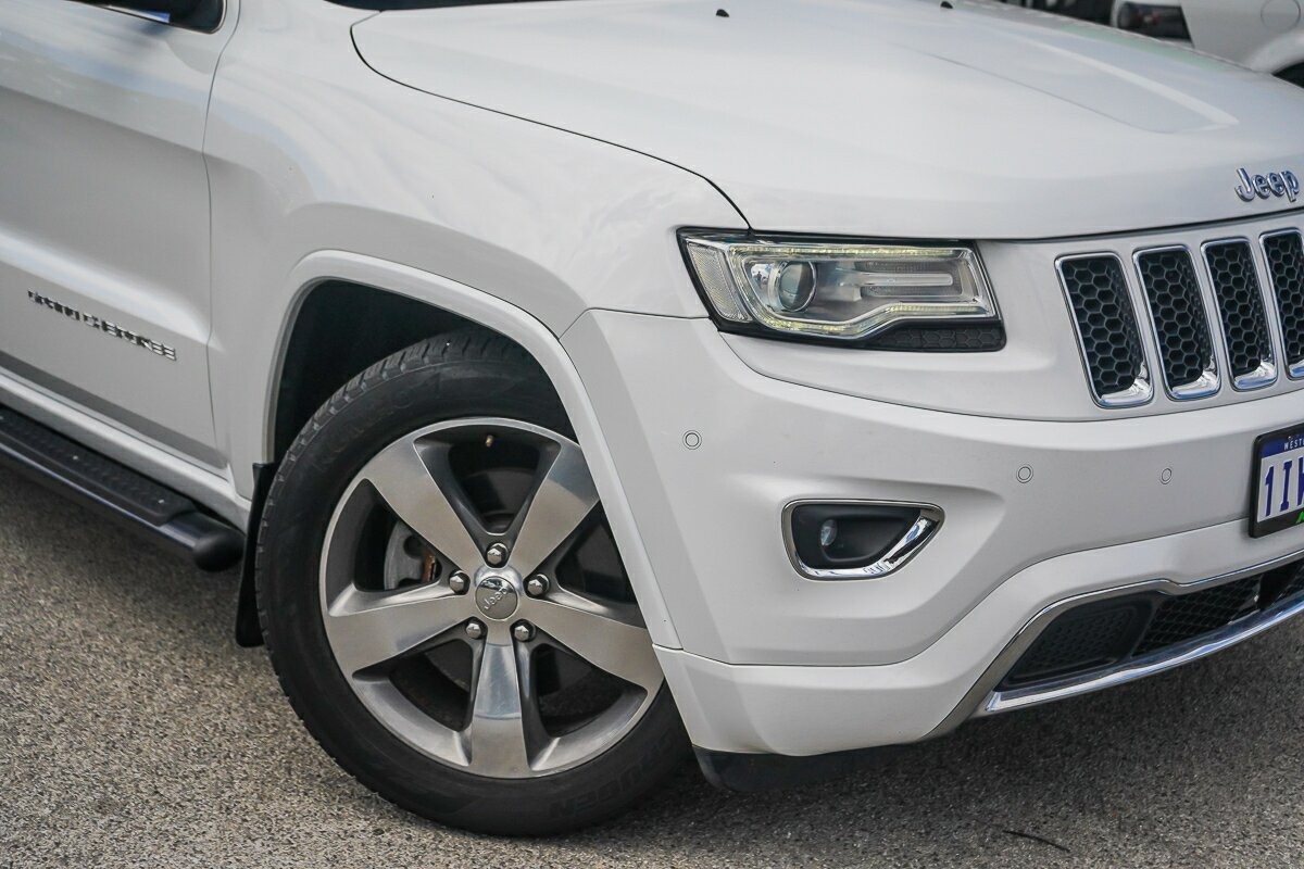 Jeep Grand Cherokee image 2