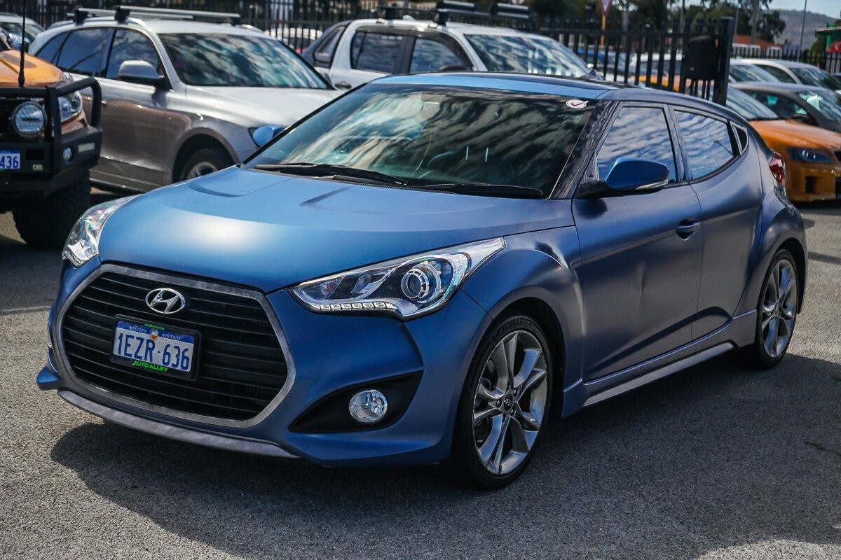 Hyundai Veloster image 4