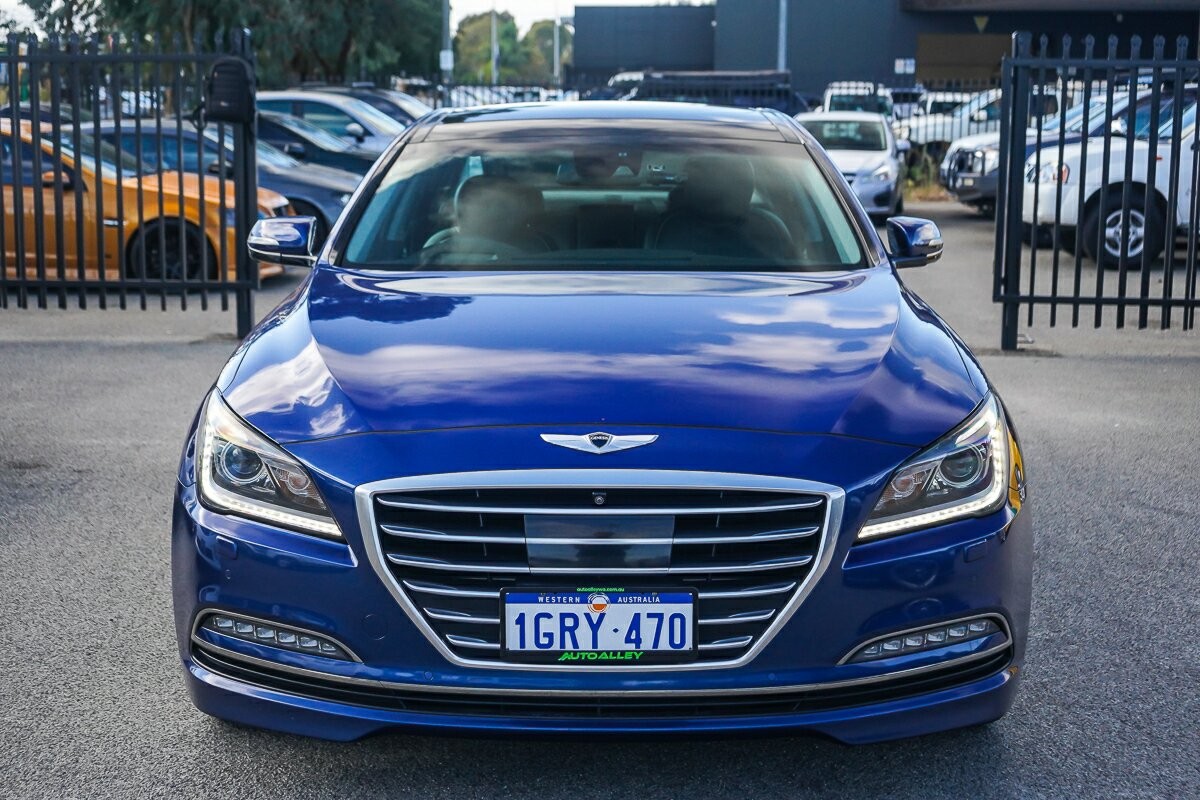 Hyundai Genesis image 3
