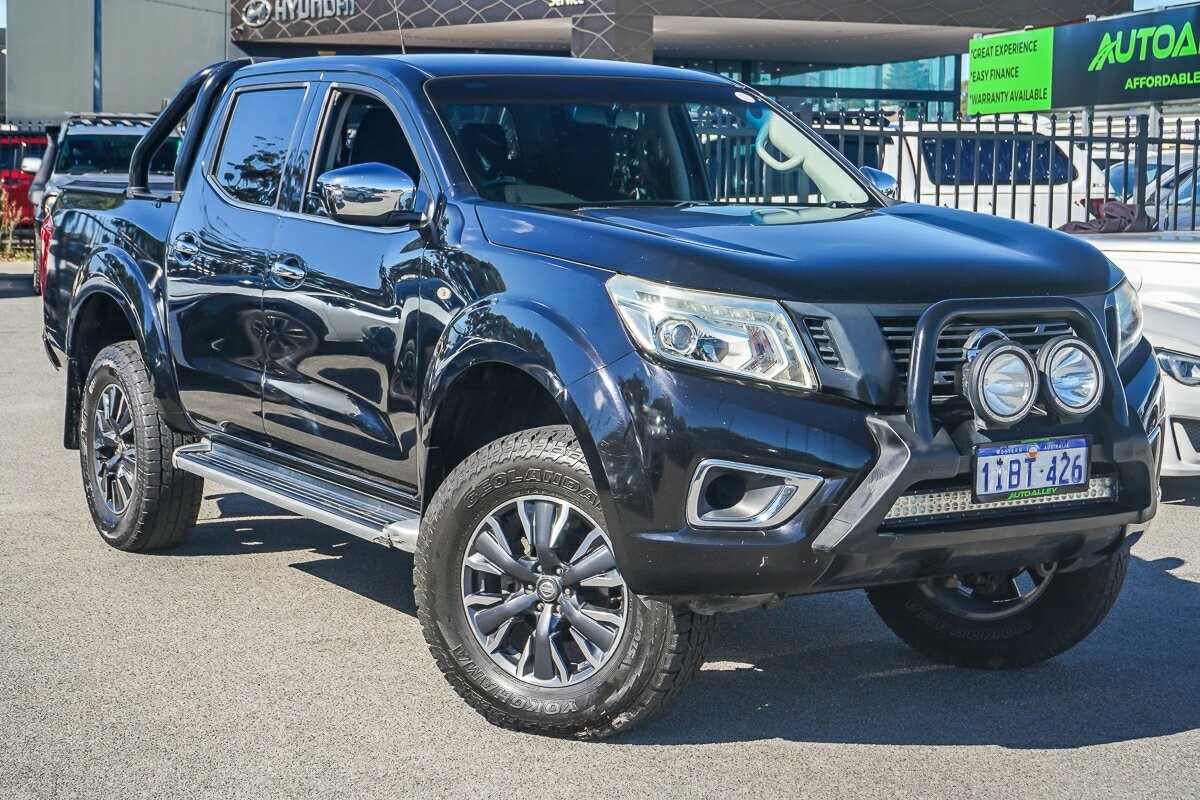 Nissan Navara image 1