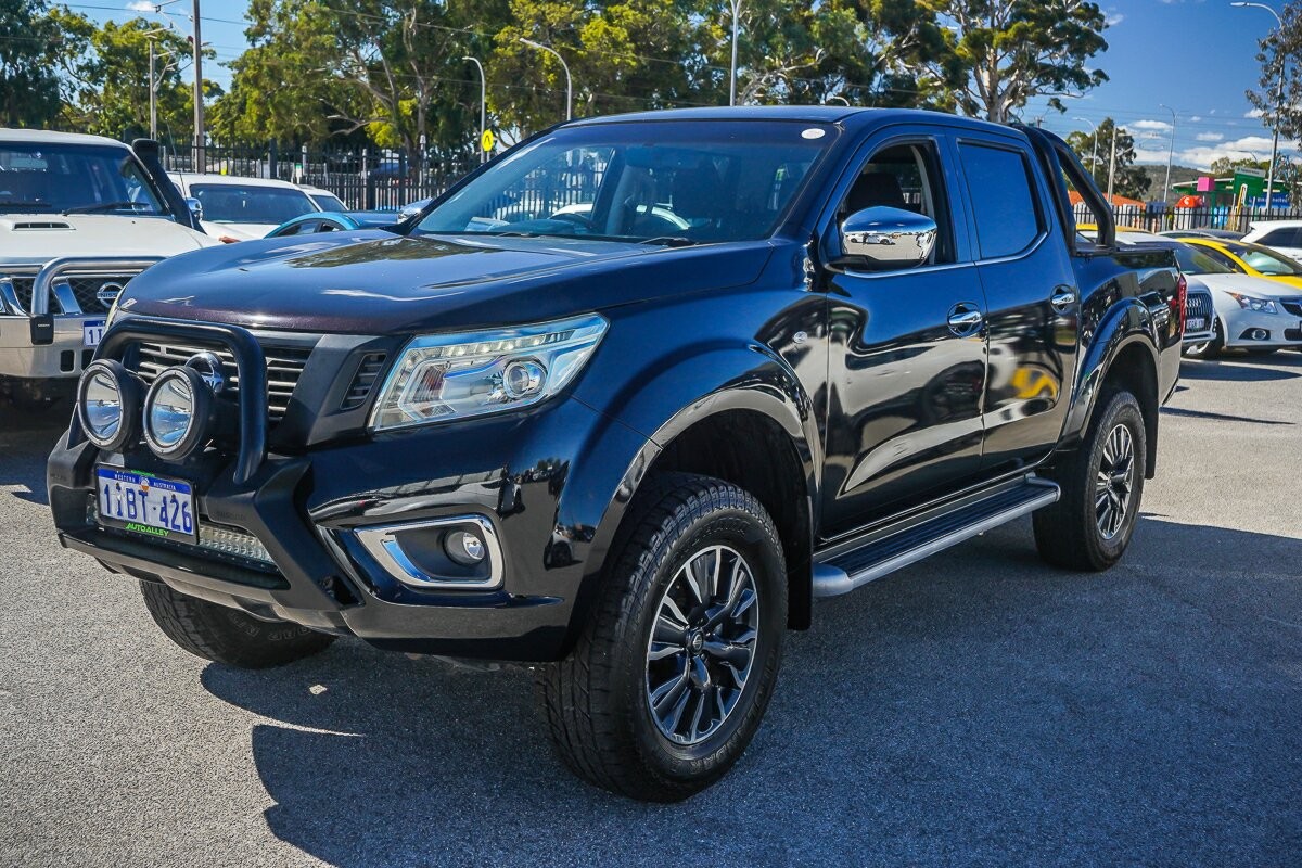 Nissan Navara image 4