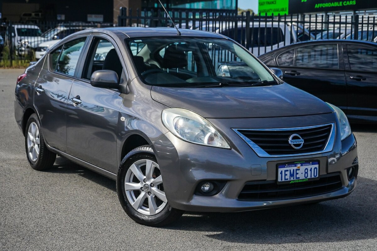 Nissan Almera image 1