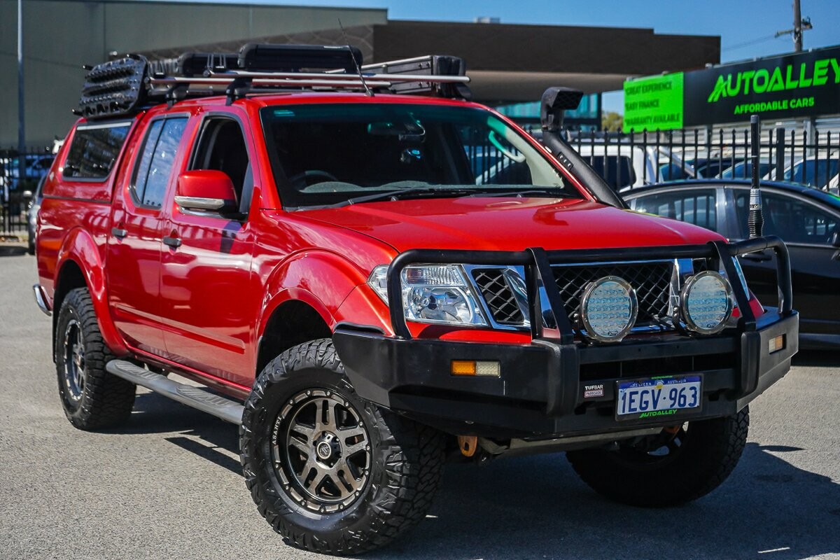 Nissan Navara image 1