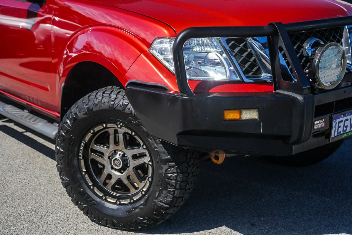 Nissan Navara image 2