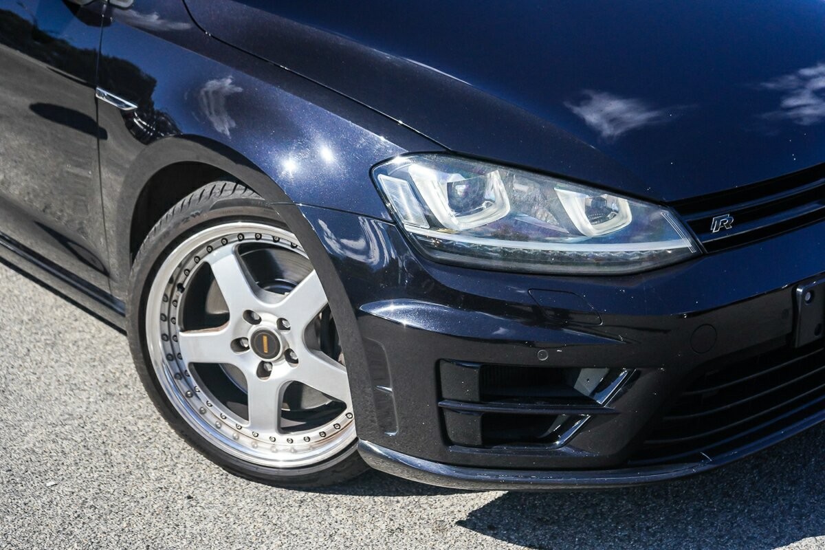 Volkswagen Golf image 2