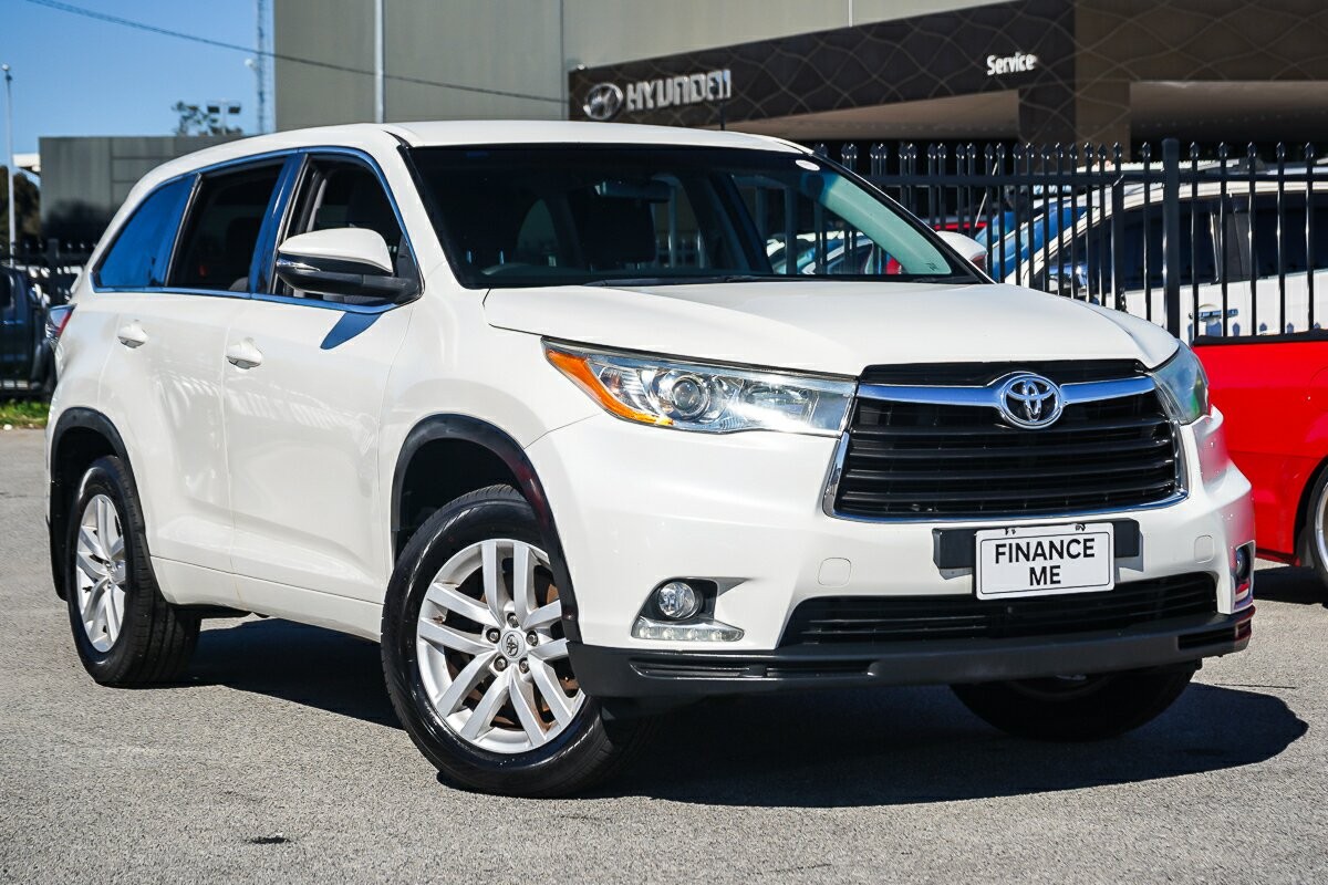 Toyota Kluger image 1
