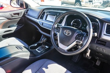 https://vehicle-cdn.autoleague.cloud/4294_81009919_13.jpg
