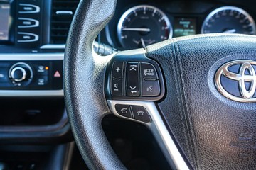 https://vehicle-cdn.autoleague.cloud/4294_81009919_16.jpg