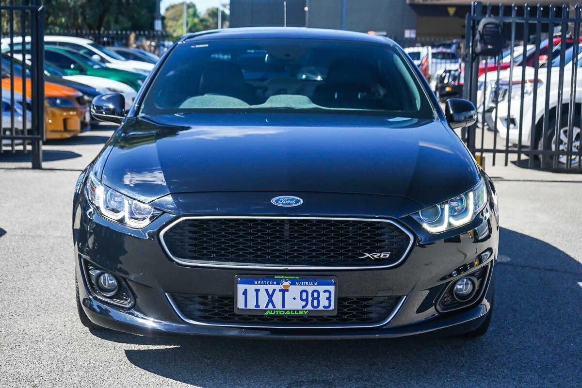 Ford Falcon image 3