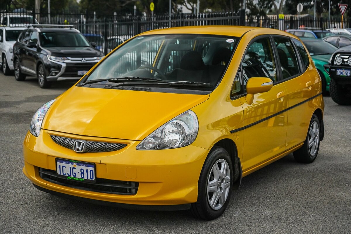 Honda Jazz image 4